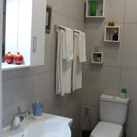 The Orange House * Apérion