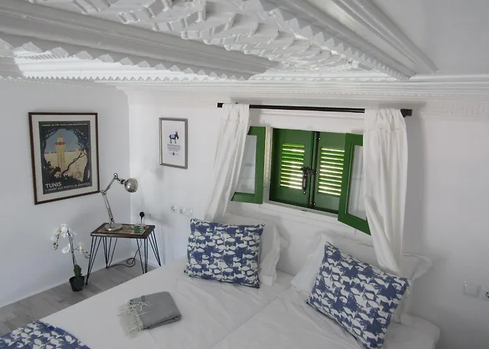 The Orange House * Apérion