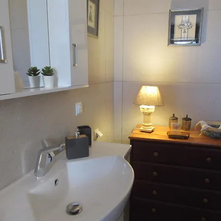 Apartment The Orange House Aperion