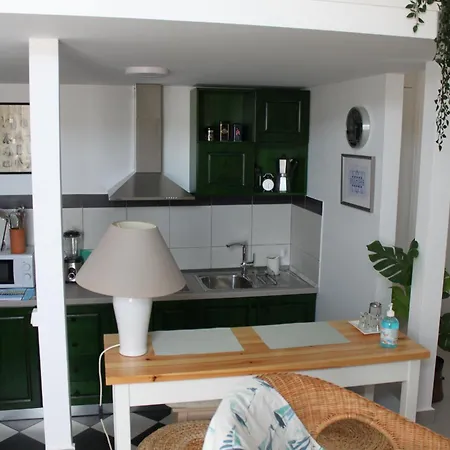 The Orange House Apartment