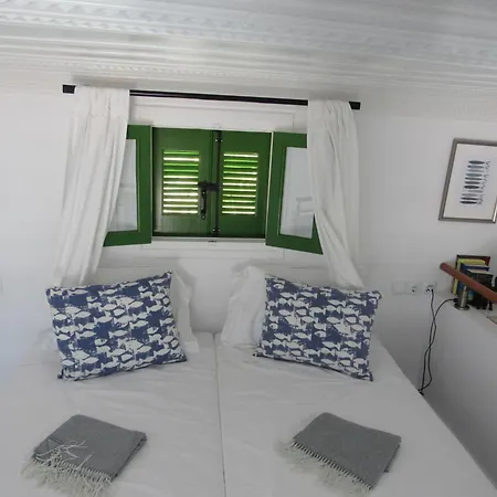 The Orange House Apartment Apérion