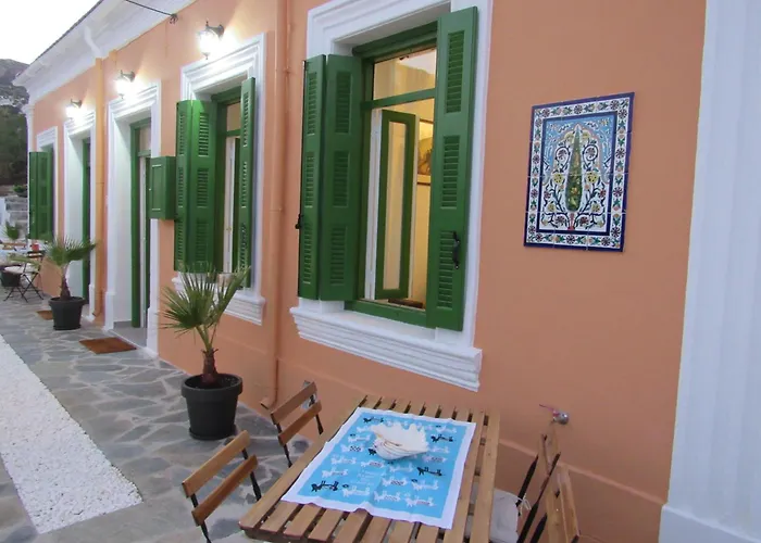 The Orange House Apérion